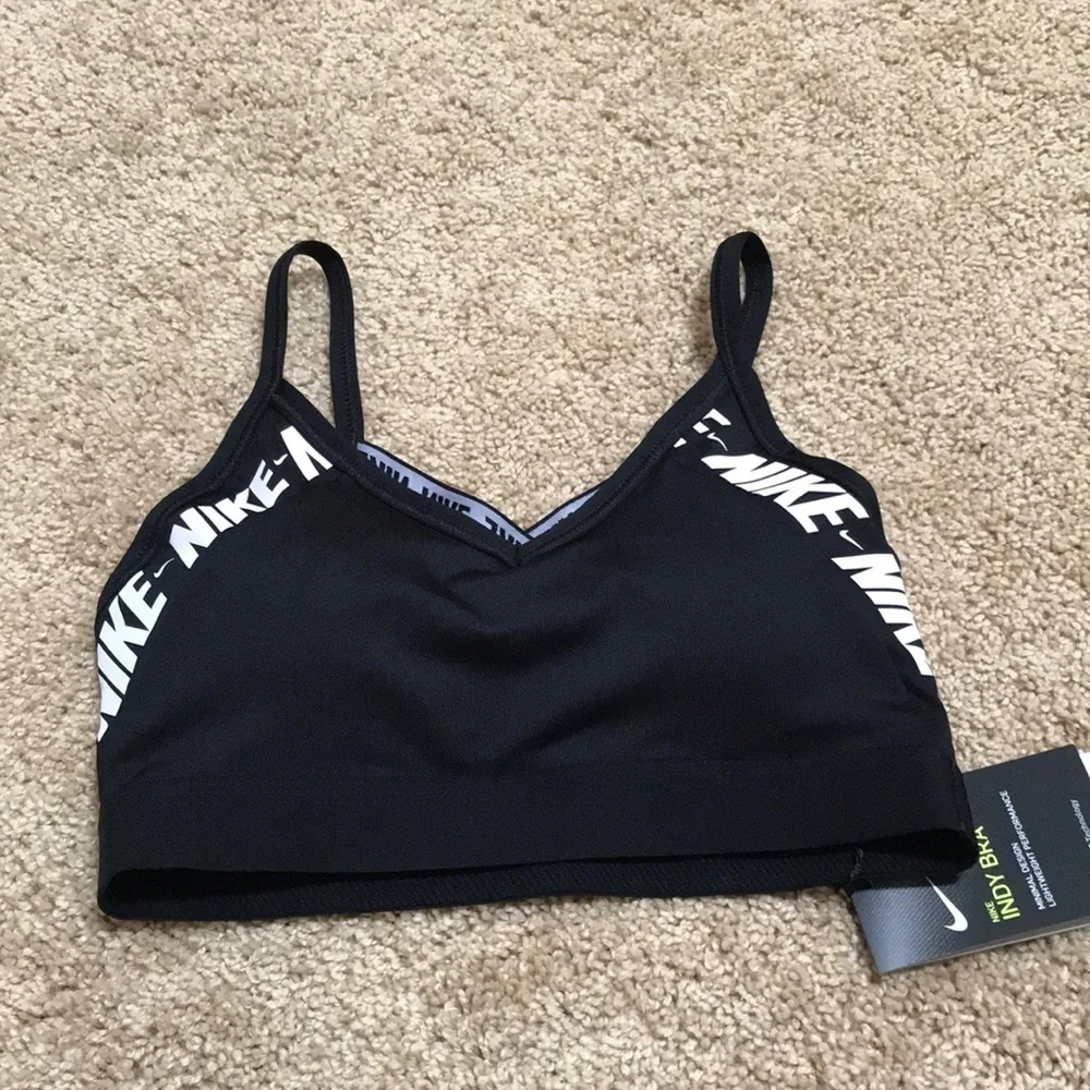 New! NIKE Size XS black light support padded sports bra
